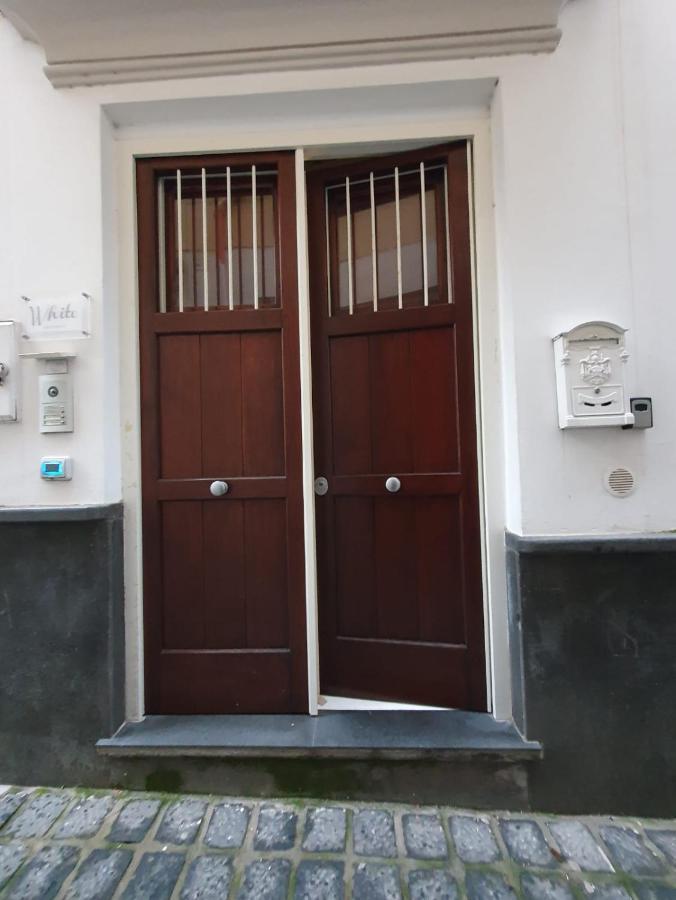White Stylish Apartment 3 Vico Equense Bagian luar foto